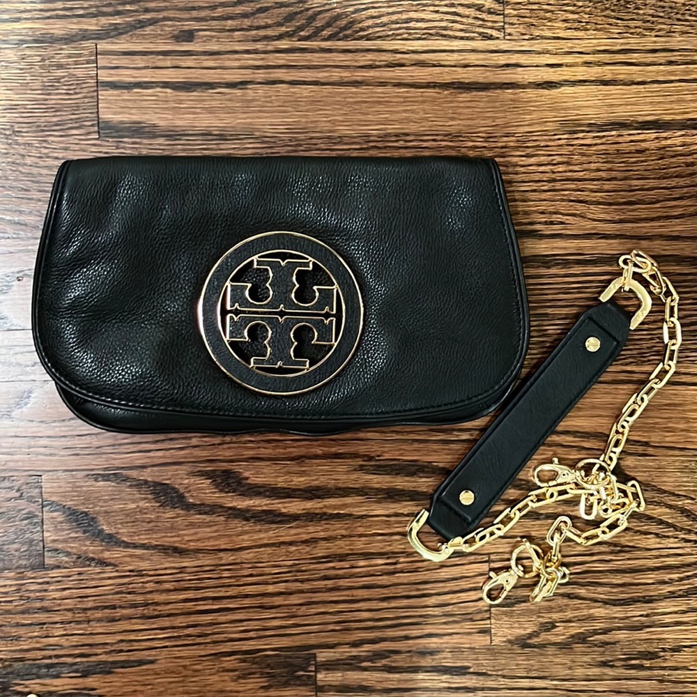 Tory Burch Amanda Pebbled Logo Black Clutch